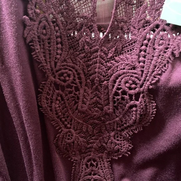 Danielle Rainn  eggplant purple ladies 1X 
3/4 sleeve. NWT. Many details! NWT - Picture 6 of 8